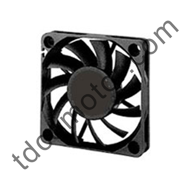 Quạt hướng trục DC 60x60x15 YZ-6015D Vòng bi tay áo